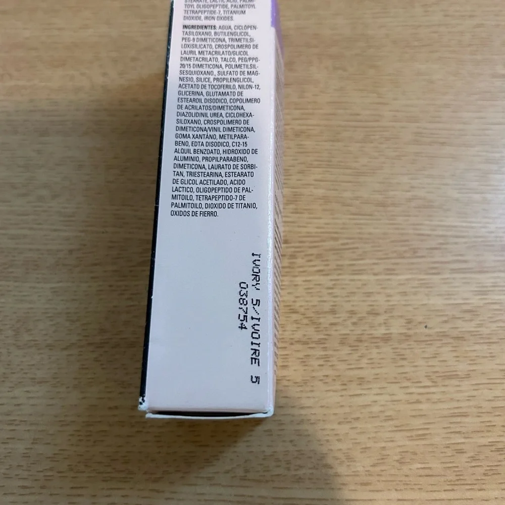 Cream Foundation Makeup for a Flawless Finish